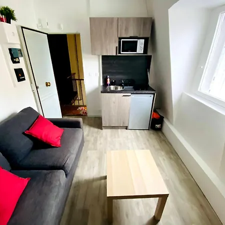 Cosy Et Moderne Dans Le Centre Anime De